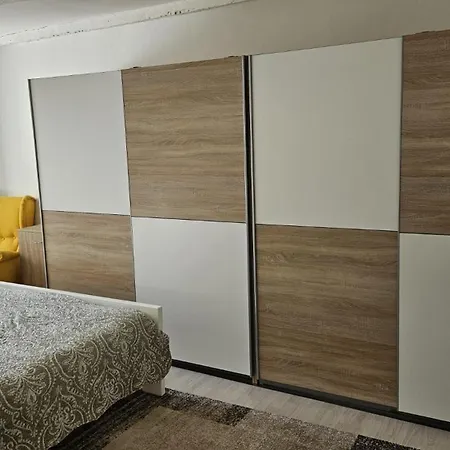 Apartment Emona *